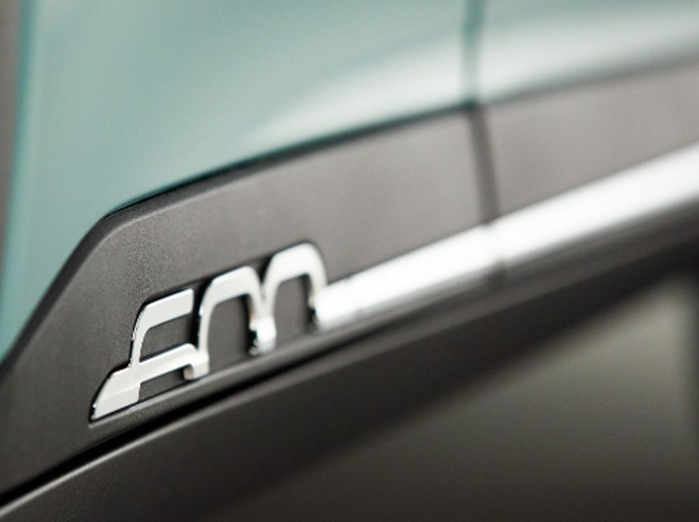 Fiat 600 Detalles cromados